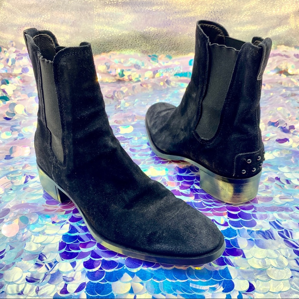 TODS BLACK SUEDE LEATHER POINTED CHELSEA ELASTIC ANKLE LOW HEEL BOOTS LADIES 6.5